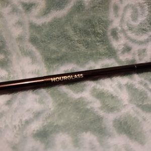 Hourglass Brunette ARCH brow